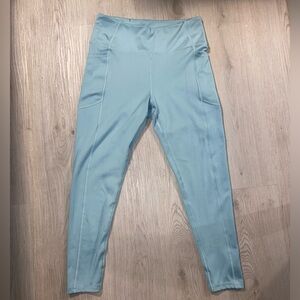 victorias secret on point flow leggings size medium light green